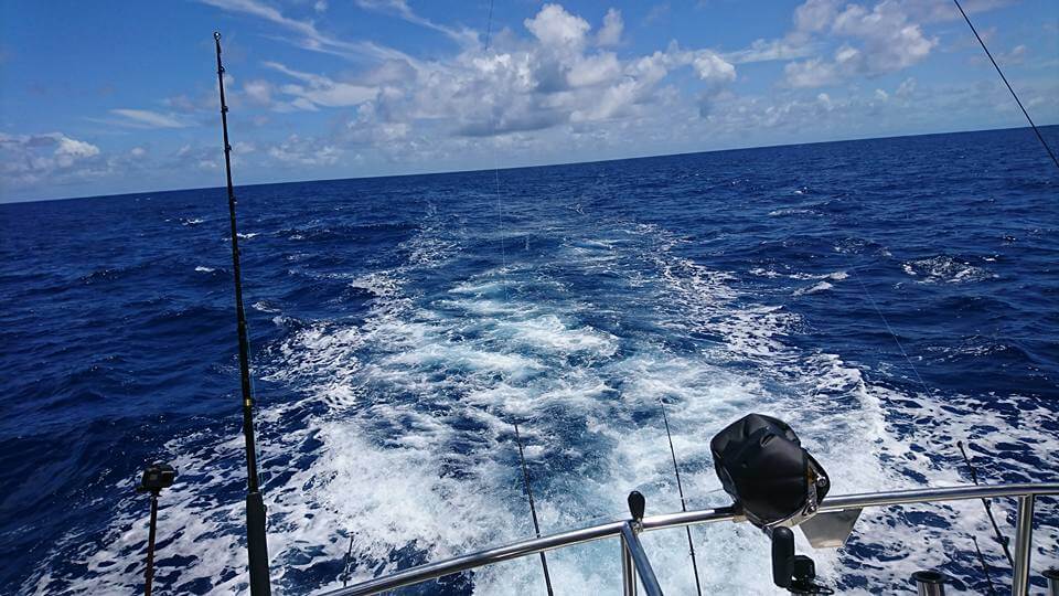 チャーターボート